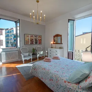 romantic-apartament.it-tuscanyhotel.com/