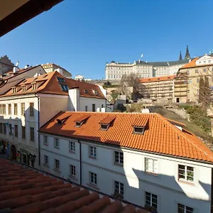 little-quarter-prague.praguehotelsweb.com/